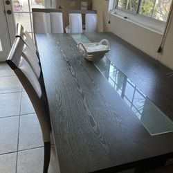 Table And Chairs 