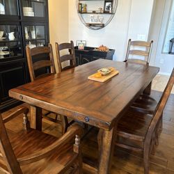 Pottery Barn Table And Chairs 