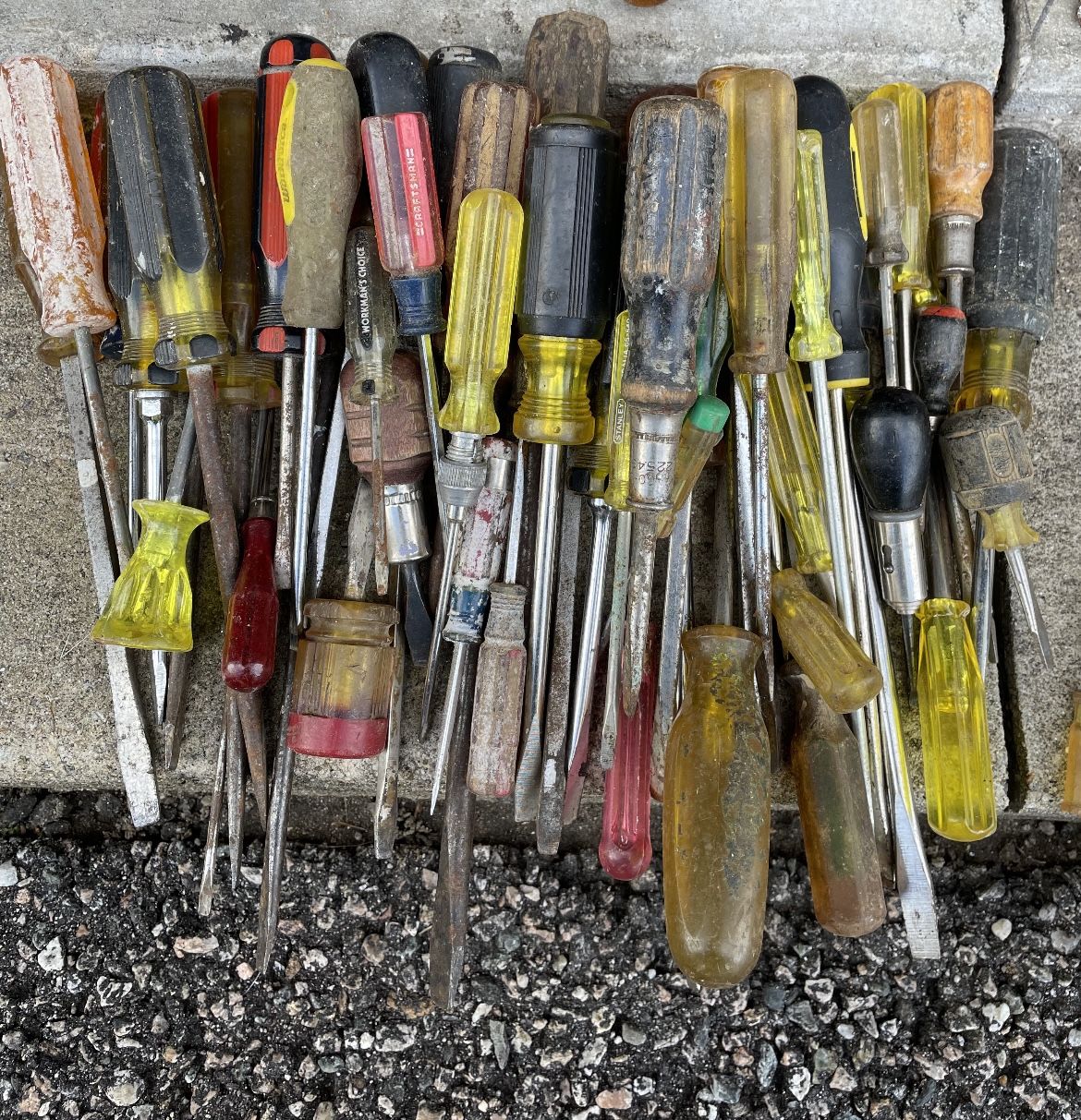 Flat Head Screw Drivers