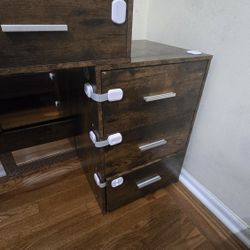 Vanity Table With Small Bench