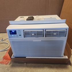 6,000 BTU WINDOW TCL AIR CONDITIONER - TWC-06CRW/UH-C