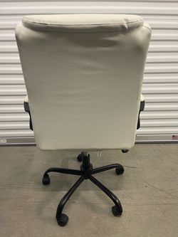 White med size chair