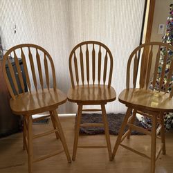 Solid Wood Bar Stools, Set of 3, Great Condition