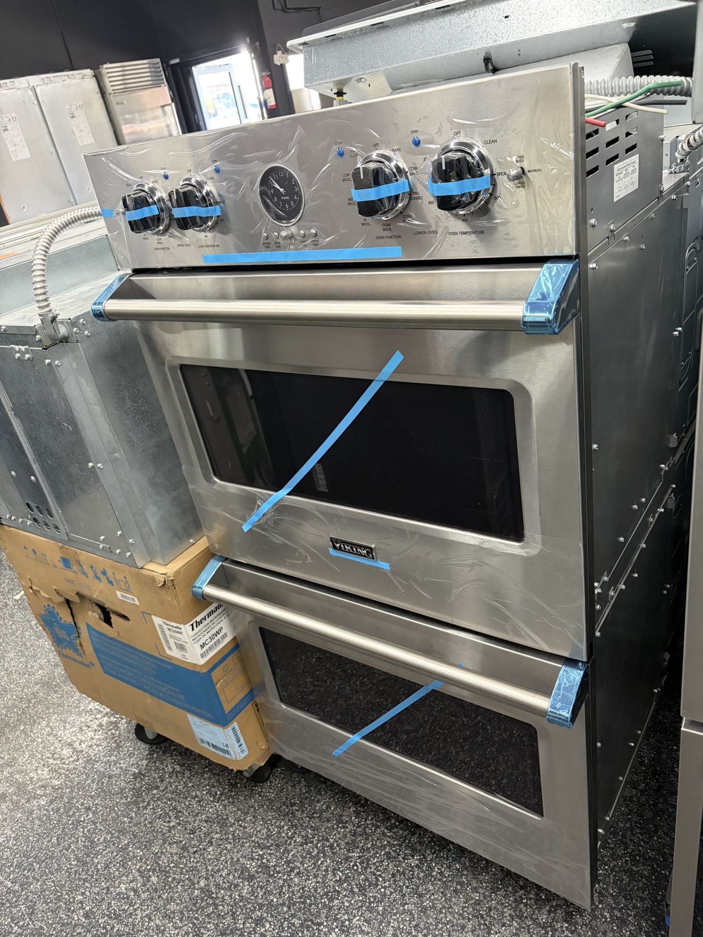 Stainless Steel Viking Premiere 5 Double Oven Electric 30 Inch