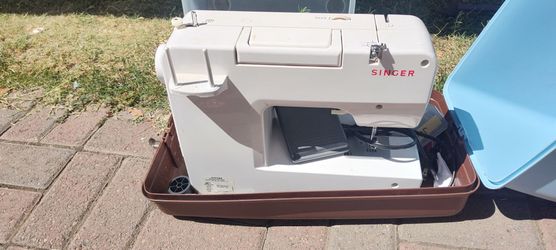 Singer sewing machine