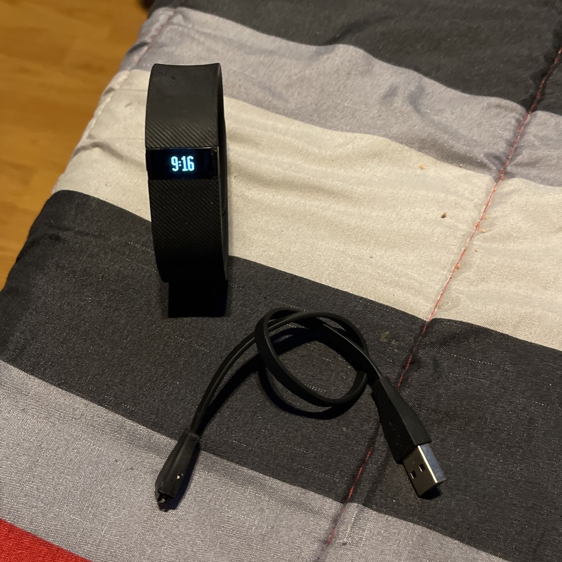 FITBIT CHARGE