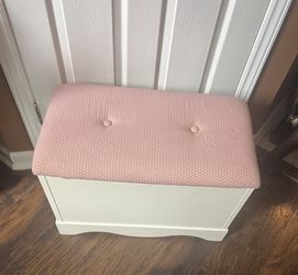 Kids 4 Piece Bedroom Furniture (read Description Below)