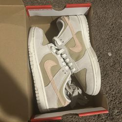 Dunks Size 3.5