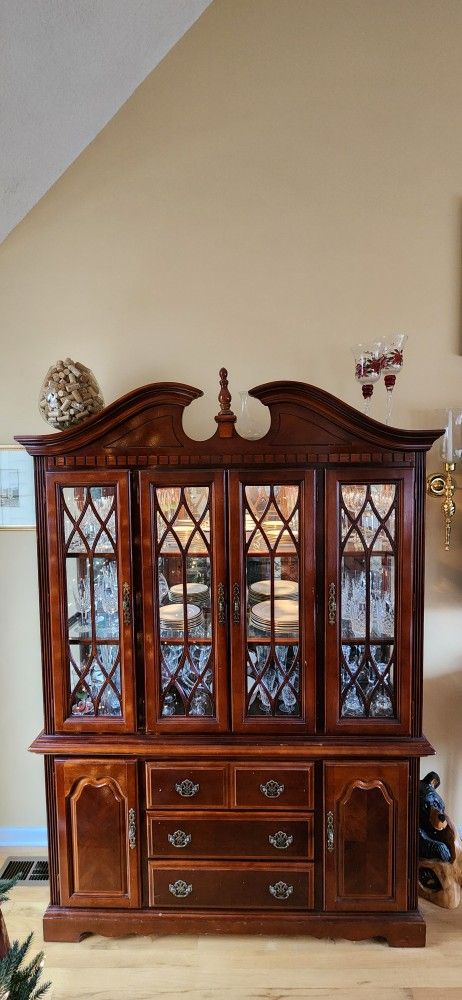 Cherry Wood China Cabinet w/ Display Light