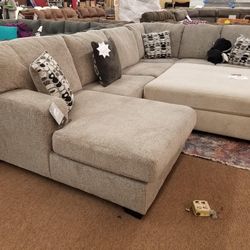 Ballinasloe Platinum Sectional Oversized Couch 