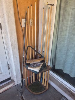 Pool Cue Rack with Multiple Cues
