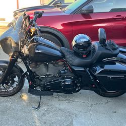 2022 Street Glide St