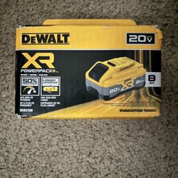 dewaly battery