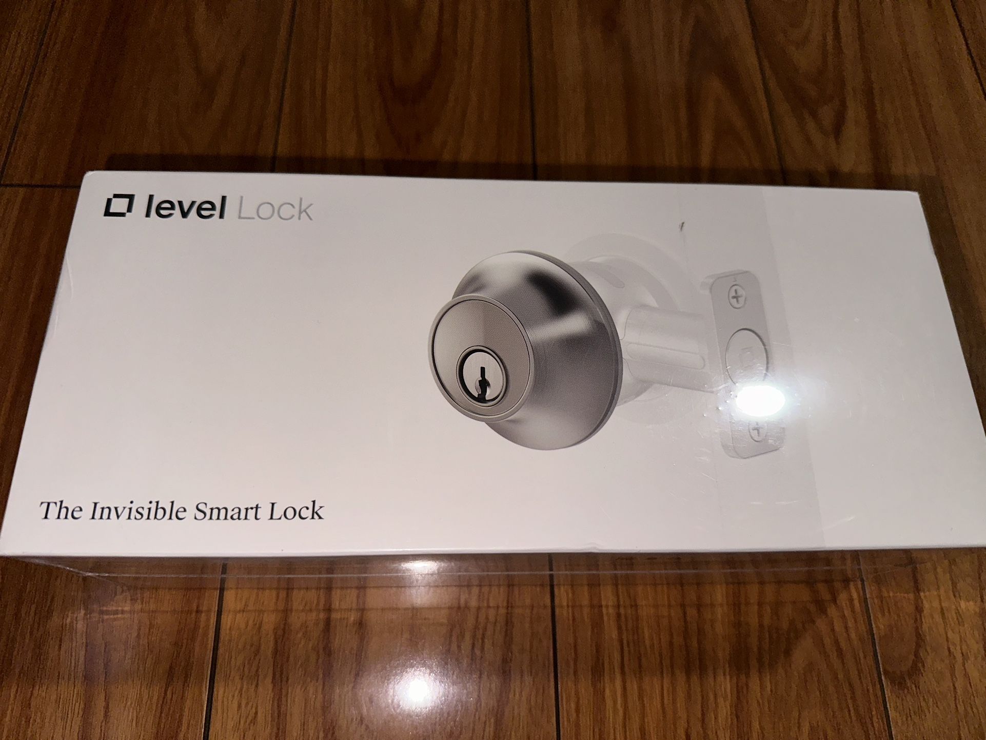 Brand new in Box Level Lock Invisible Lock/ Nuevo en Caja Cerradura de Llave Invisible y Electrónica