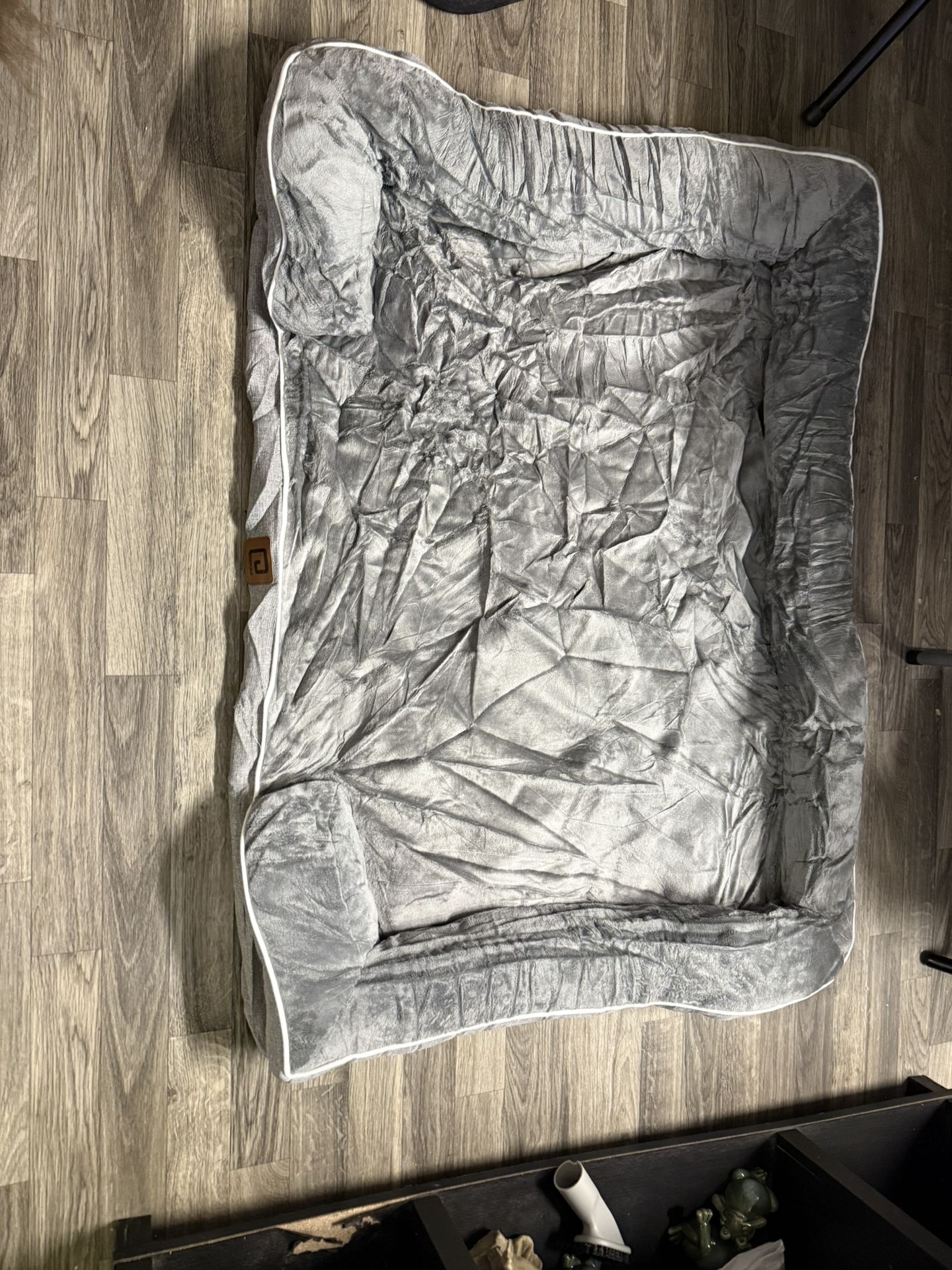 EHEYCIGA Extra Large Dog Bed XL, Fluffy Calming Dog.