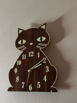 Meow- Clock ? 🤨