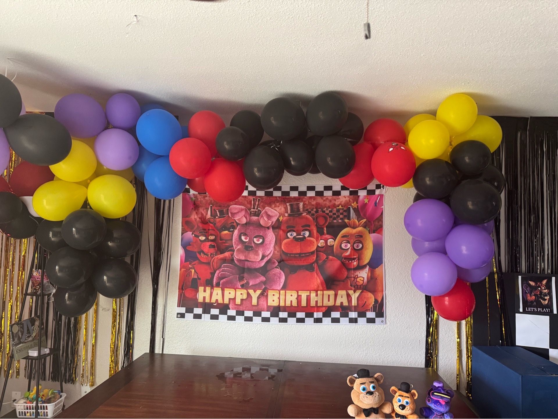 Five nights at Freddy's