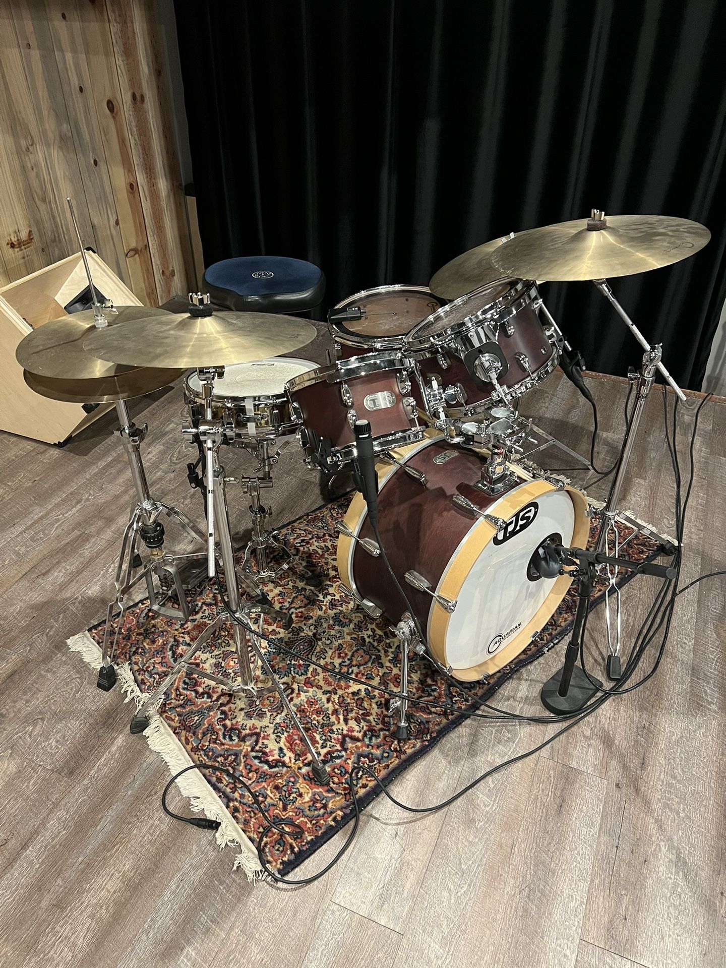 TJS Drum Set & Dream Bliss Cymbals & hardware Jazz Kit