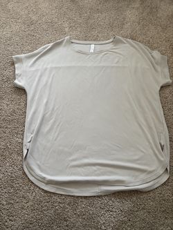 Women’s large stylus shirt