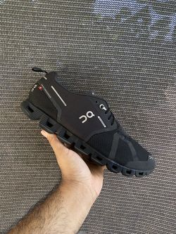 ON MEN’S Cloud Waterproof  black Saint Bernard