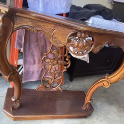 Table Antique 