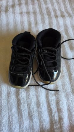 Toddler jordan 11s 6c