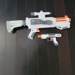 2 Star Wars Plastic Toy Guns