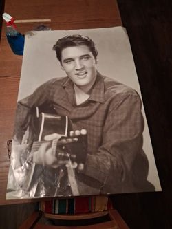 Elvis Presley no frame