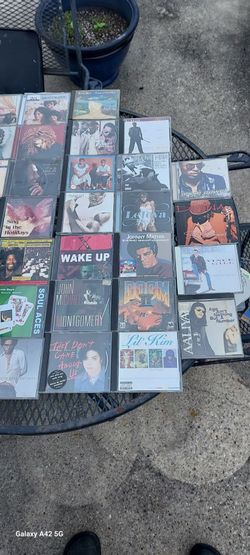 50 mixed CD's 25$ great ebay money maker