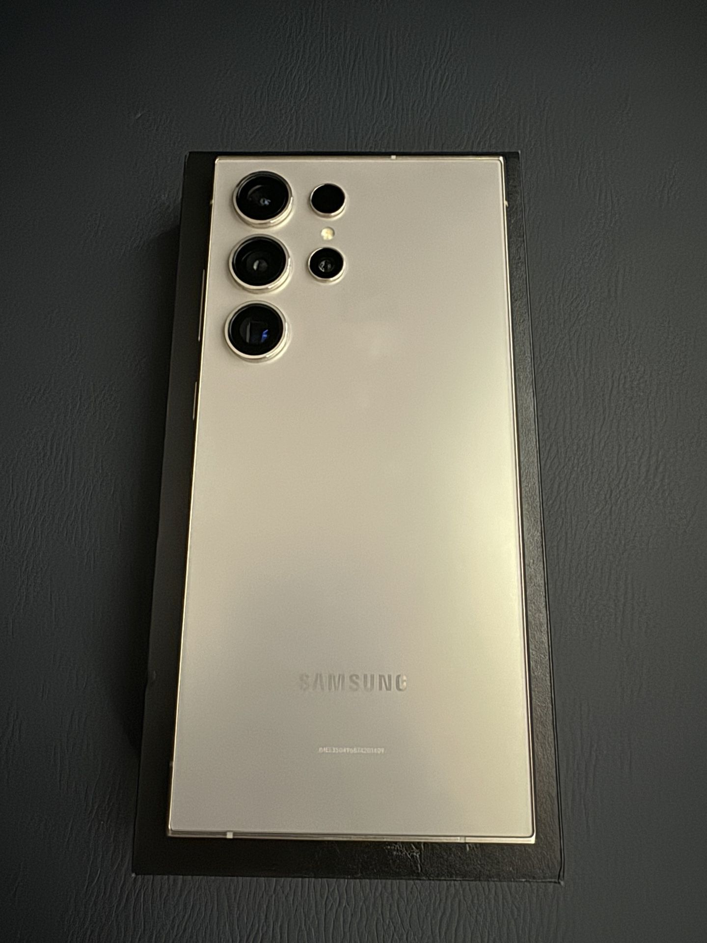 Galaxy S24 Ultra 265 Gb Unlocked  $950