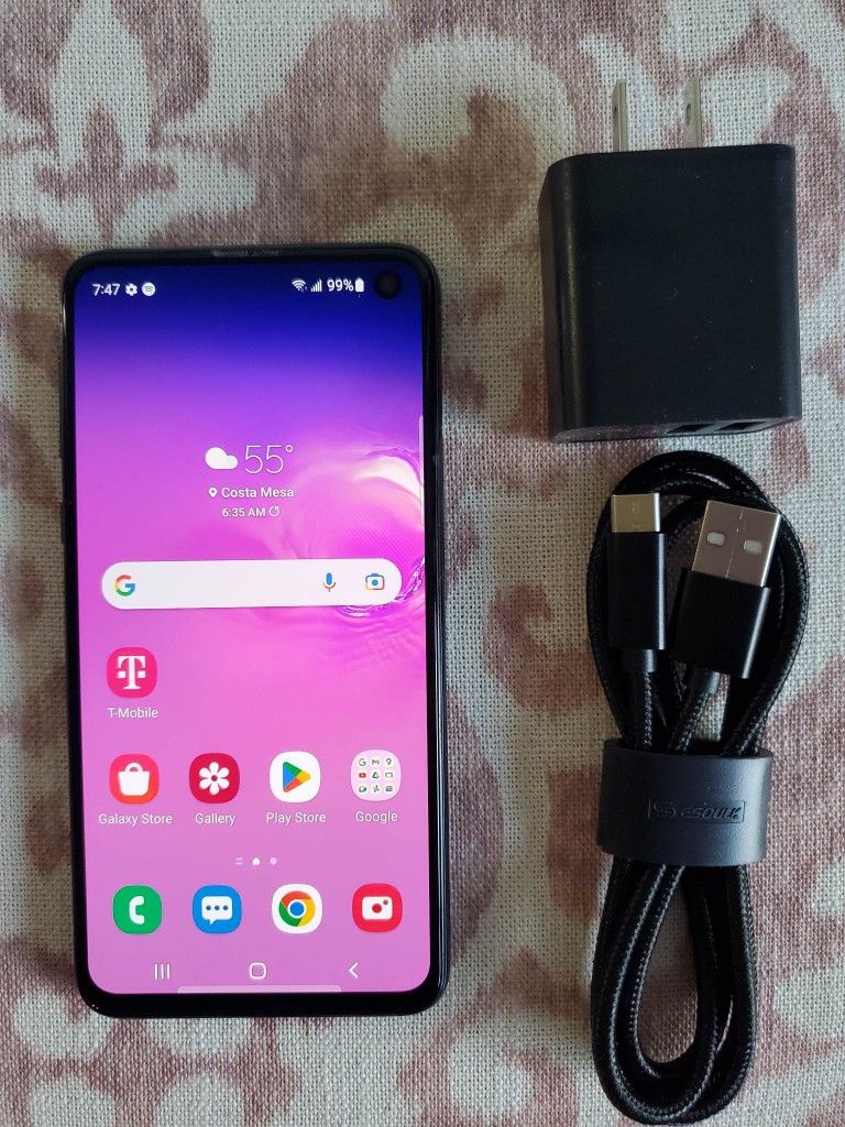 New condition! ~ Unlocked Samsung Galaxy S10 ~128GB Any SIM Card!!