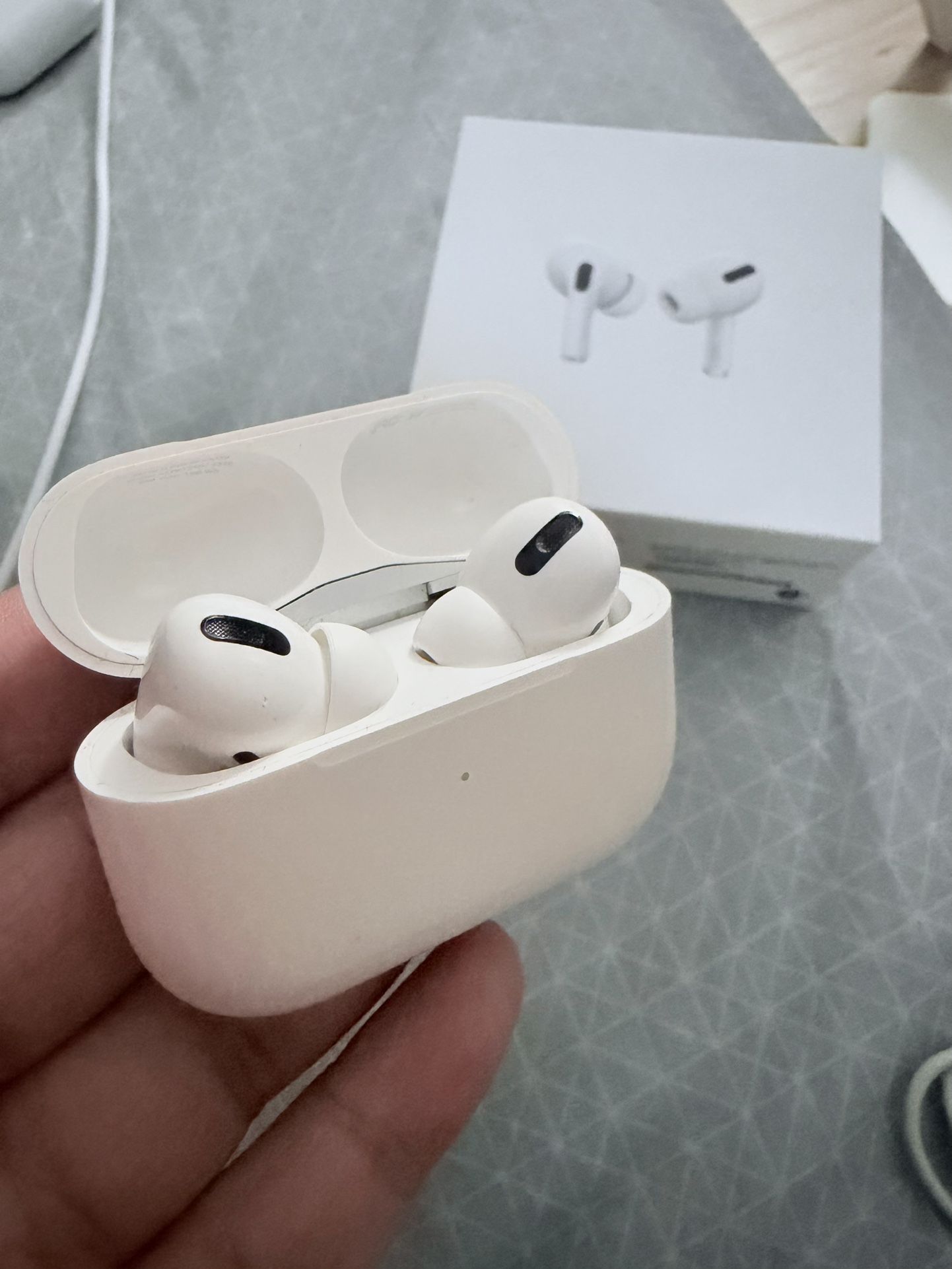 Apple AirPods Pro