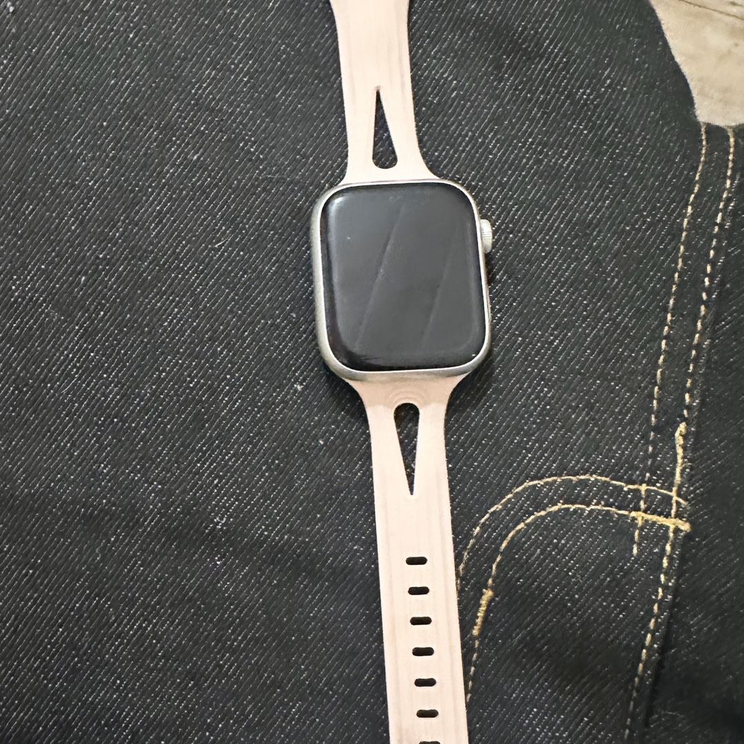 Apple Watch Series 7 45mm And Charger