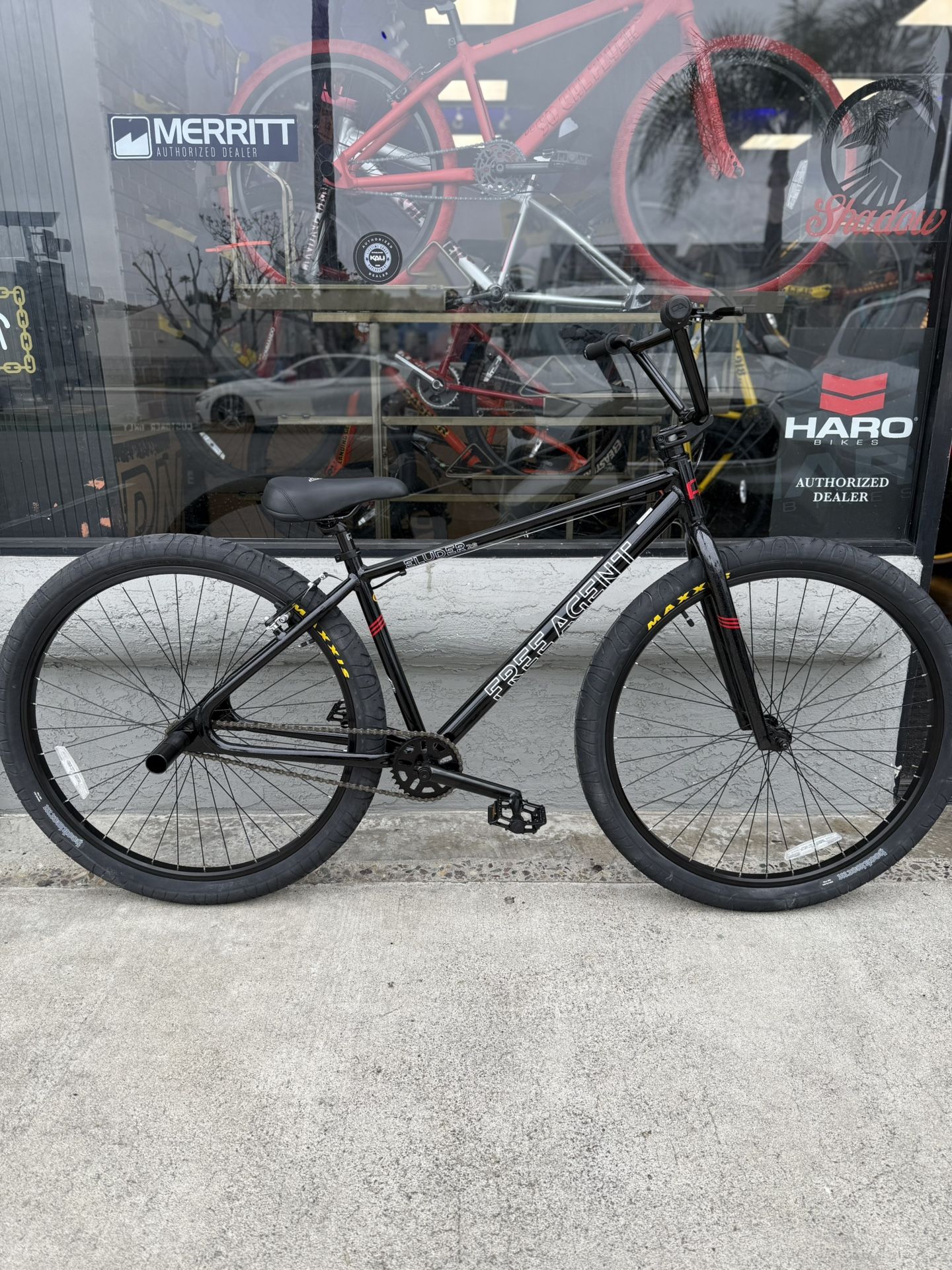 Bicycle Maxxis Hookworm 29er NEW Free Agent Wheelie BMX Bike