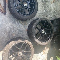 Slingshot Tires