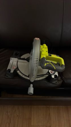 Green Table saw