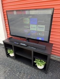 Older 45” Samsung Plazma TV With Roku Stick $120, Tv Stand $50