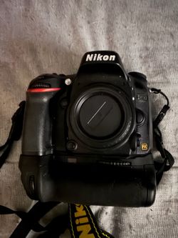 Nikon D610 body with battery grip