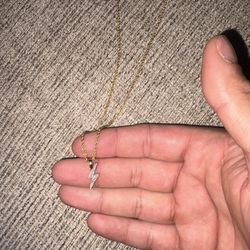 Chain And Pendant 