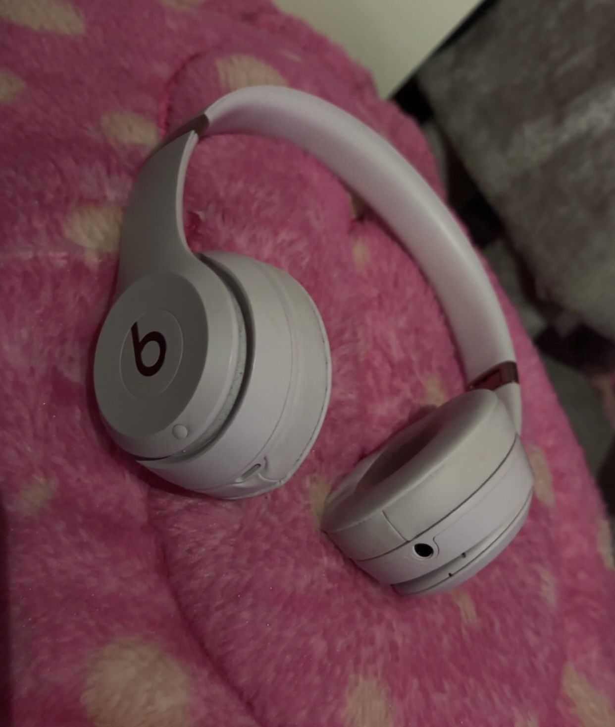 Beats solo 4