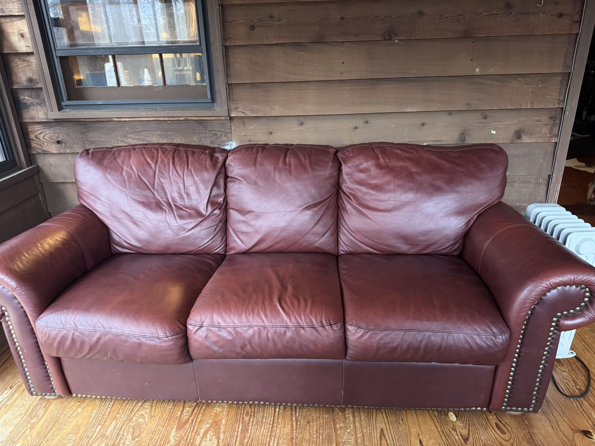 Leather sleeper sofa For Sale