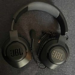 JBL Quantum 100 Wired Headset New Out Of Box