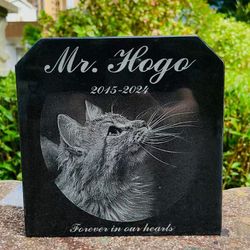Custom Black Granite Pet Memorials – Personalized Engraving for Your Furry Family Member