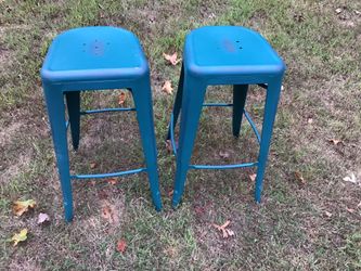 30” Metal Bar Stools
