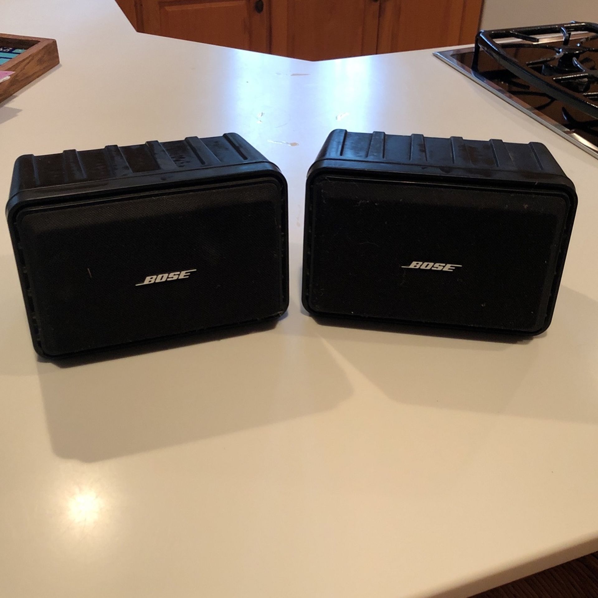 Bose VS100 Video Speaker (Pair)