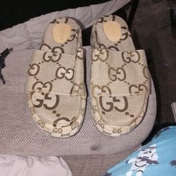 Women's New Gucci Slide Sandal Authentic