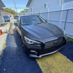 2015 Infiniti Q50