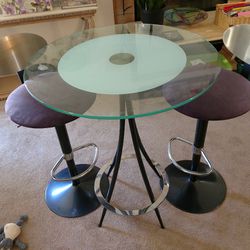 Pedestal Glass Table With Chairs