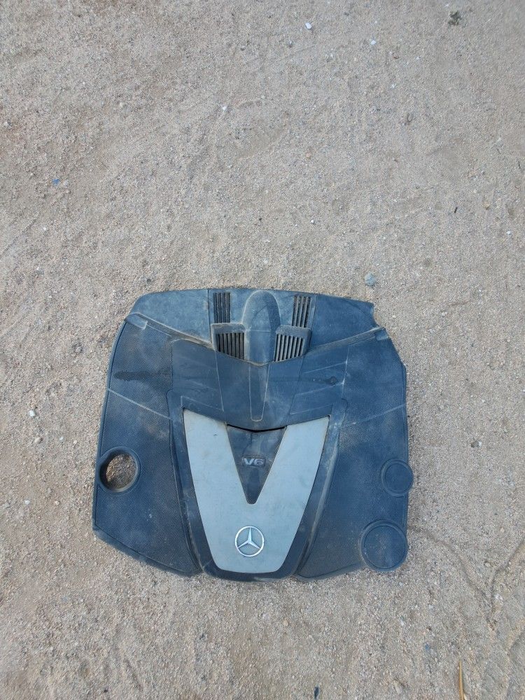 07-12 mercedes gl engine cover