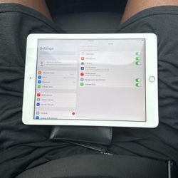 iPad 7 Gen